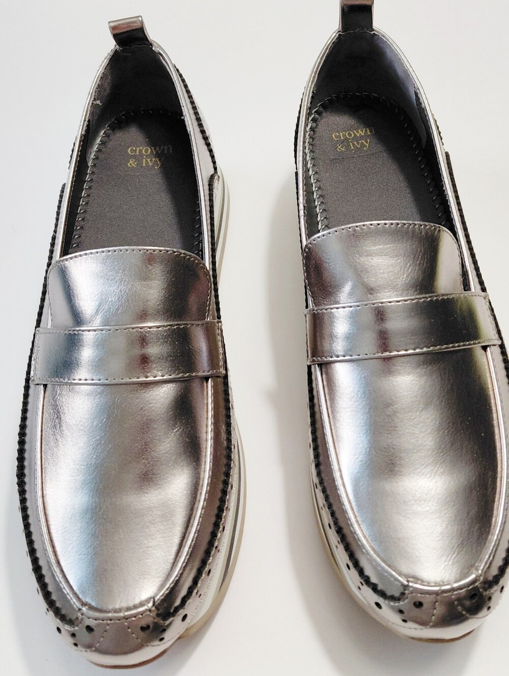 CROWN  & IVY Women's Booker  Metallic Platform  Loafer Sneakers  Size 8.5M